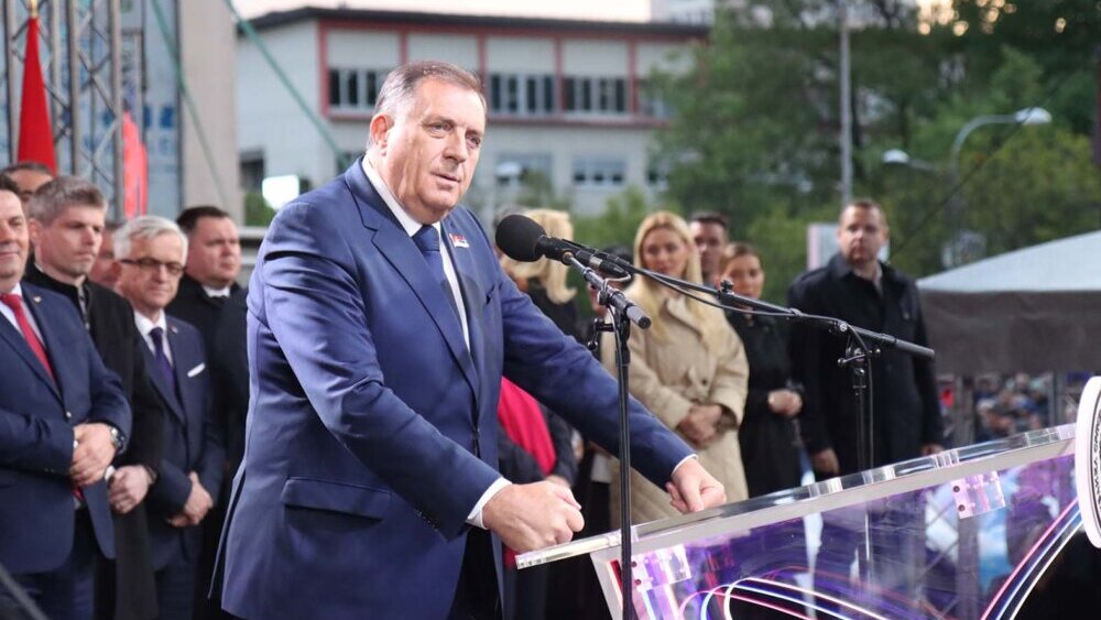 Izabran Sam Da Branim Identitet Srpskog Naroda Dodik Procenjuje