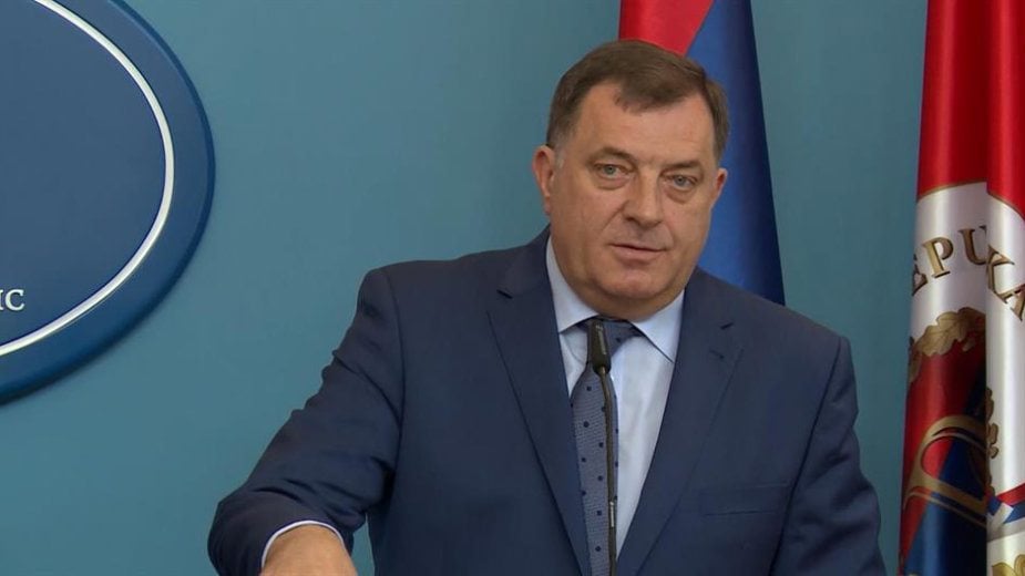Dodik: I ako bude zabranjen, referendum će biti održan 1