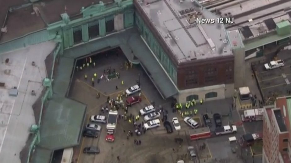 Haos na stanici u Hobokenu, 100 povređenih, ima mrtvih 1