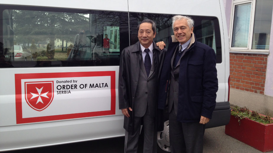 Tajvan poklonio minibus Ustanovi za decu i mlade u Sremčici 1