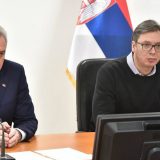 Izjavama o ostavci Nikolić provocira Vučića 7