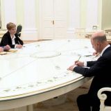 Putin poželeo uspeh na izborima "aktuelnim vlastima" 2