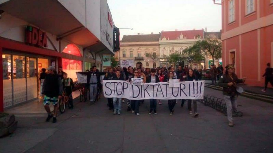 Završeni deseti Protesti protiv diktature, pauza za Uskrs? (VIDEO) 3