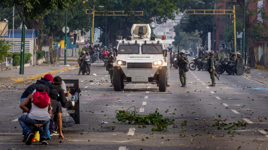 Najmanje troje mrtvih na protestima u Venecueli 1