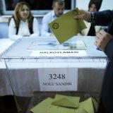 Troje mrtvih na biračkom mestu na referendumu u Turskoj 5