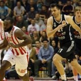 Crvena Zvezda slavila protiv Partizana 5