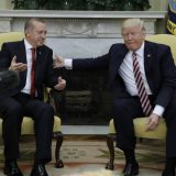 Tramp obećao Erdoganu vojnu pomoć 13