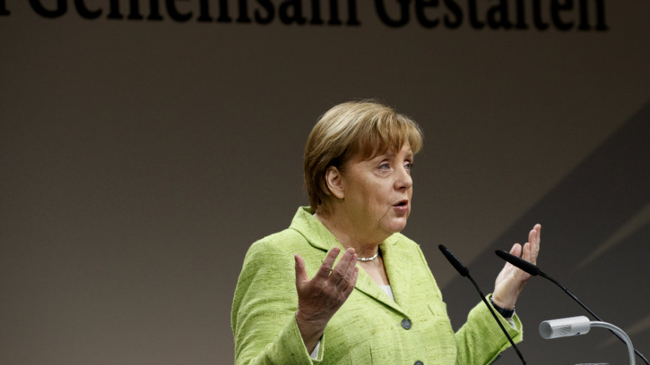 Merkel: Prati se situacija u Avganistanu 1