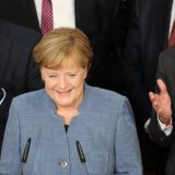 Angela Merkel sačuvala poziciju, uspeh desnice 2