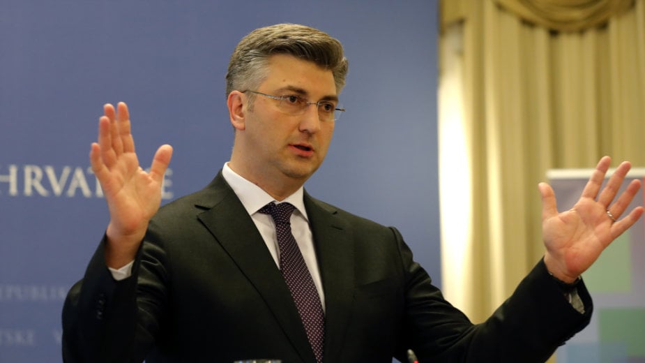 Božo Petrov: Zašto Plenković ćuti na Vulinove izjave? 1