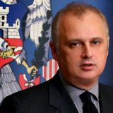 Vesić najavio tužbu protiv javnog servisa 12