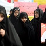 U Iranu hapšenja žena zbog skidanja hidžaba 5