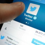 Tviter uklonio tvitove ekstremno desničarske medijske platforme Info wars 4