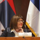 Gojković: Već šest godina važi zabrana unošenja i služenja alkohola u parlamentu 14