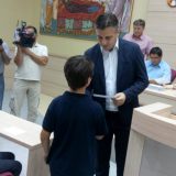 Grad Pirot nagradio učenike koji su osvojili prva tri mesta na republičkim takmičenjima 14