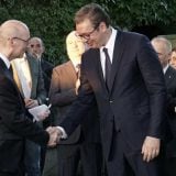 Vučić: Računamo na Francusku i Makrona 10