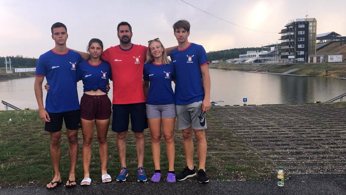 Pet srpskih juniorskih čamaca na Svetskom šampionatu u Češkoj 1
