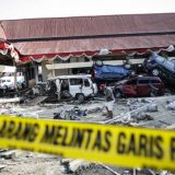 U zemljotresu i cunamiju u Indoneziji 844 mrtvih 9