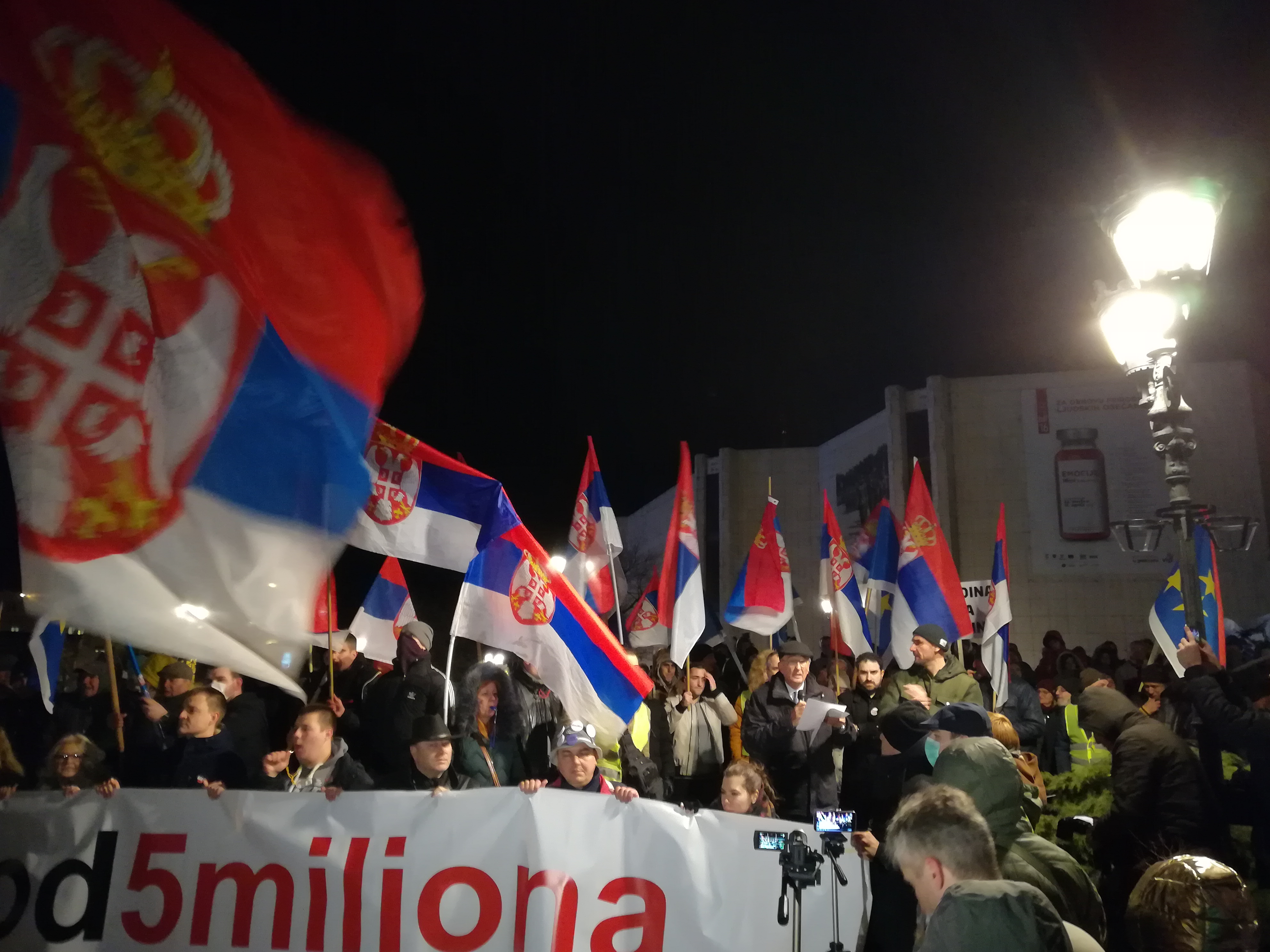 Protesti 1 od 5 miliona u više gradova (VIDEO, FOTO) 2