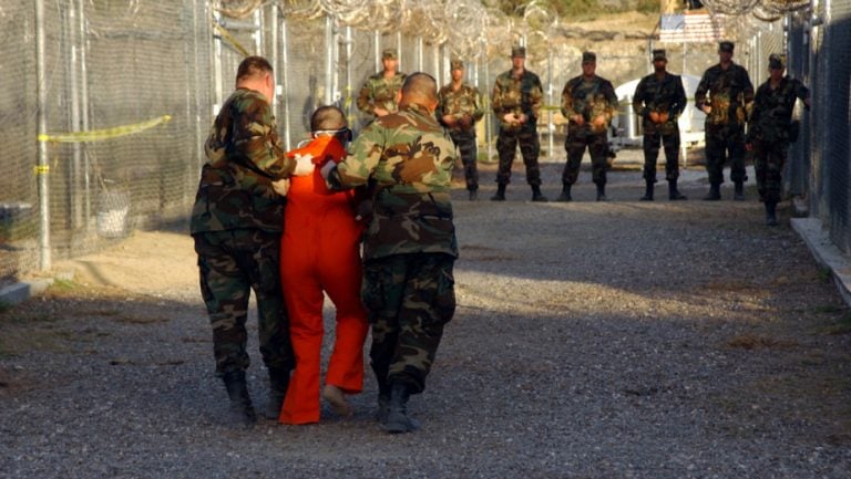 Smenjen komandant Gvantanama 1