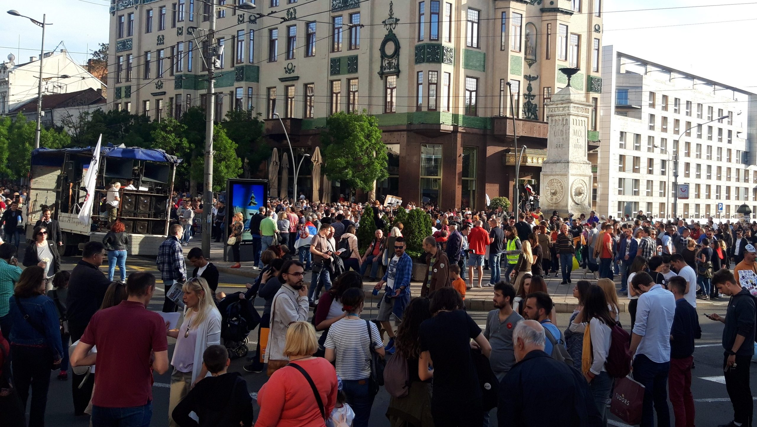 Završen protest "Jedan od pet miliona" na Terazijama (FOTO, VIDEO) 1