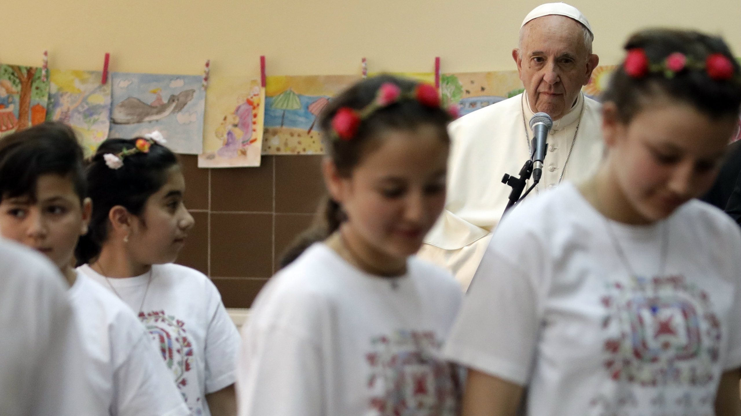 Papa posetio izbeglički centar u Bugarskoj 1