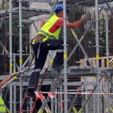 Tri četvrtine radnika na gradilištima sami obezbeđuju zaštitnu opremu 14
