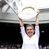 Simona Halep pobedila Serenu Vilijams i osvojila Vimbldon 3