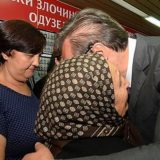 Vučić posetio prostorije Udruženja porodica kidnapovanih i nestalih sa Kosova 4
