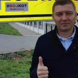 Zelenović počeo kampanju za bojkot u Loznici 3
