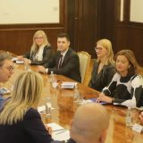 Vučić u petak sa Tanjom Fajon, Biličikom, Flekenštajnom i Kukanom 14