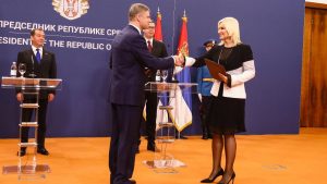 Vučić na svečanoj akademiji: Srbija neće dati svoju slobodu 7