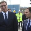 Vučić i Mali doneli pljeskavice radnicima treće smene na gradilištu EXPO (VIDEO) 9