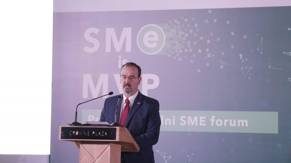 Godfri: Srbiji potrebna mala i srednja preduzeća za pokretanje privrednog rasta 1