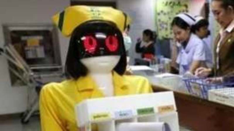 Roboti se brinu o pacijentima na Tajlandu 1