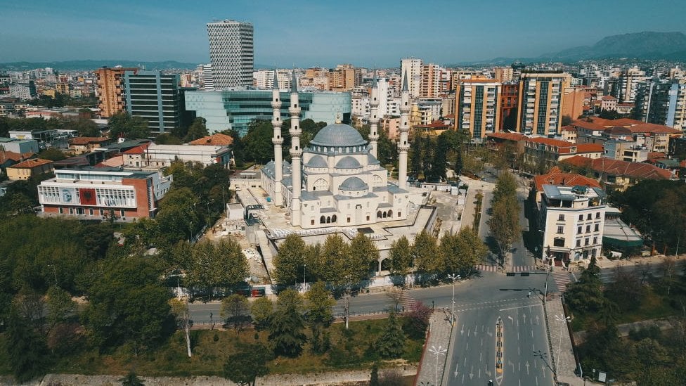 Prazna Tirana