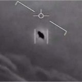 Vanzemaljci, leteći tanjiri i svemir: Pentagon objavio video snimke NLO 6