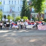 Protest ispred konzulata Srbije u Hamburgu (FOTO, VIDEO) 7