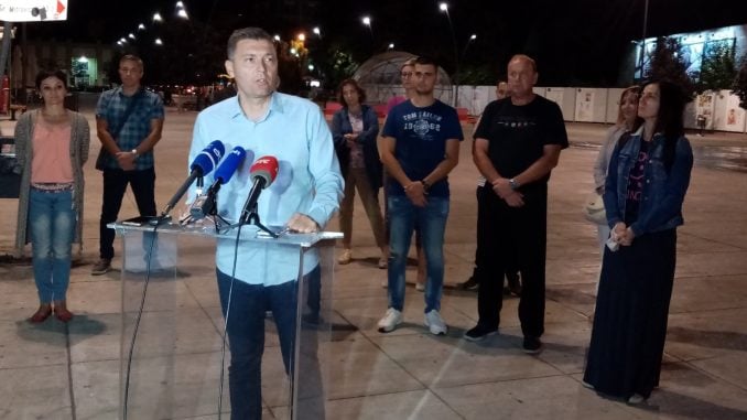 Zelenović: Brutal electoral robbery in front of the public 1