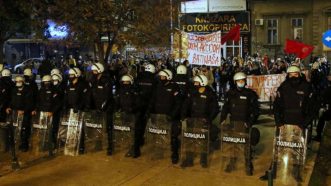 Assembly against migrants and against assembly in Belgrade, two groups separated by the police (PHOTO) 2