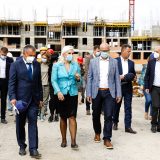 Mihajlović i Vučević obišli gradilište stanova za pripadnike snaga bezbednosti u Novom Sadu 4