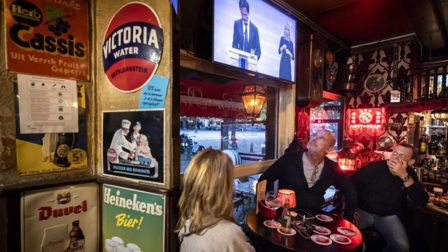 Holandija zatvara barove i restorane zbog pandemije korona virusa 1