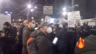 Internet workers protest for taxes held in front of the Government of Serbia (VIDEO) 5