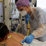 Korona virus: U Srbiji preminulo još 28 ljudi, u Britaniji upotrebljeno oko 2,4 miliona vakcina 6