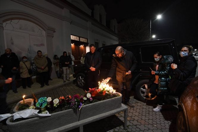 Novi Sad says goodbye to his Đole between tears and silence: It was a reflection of our soul (PHOTO) 10