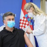 Plenković, predsednik Sabora i hrvatski ministar zdravlja javno vakcinisani AstraZenekom 12