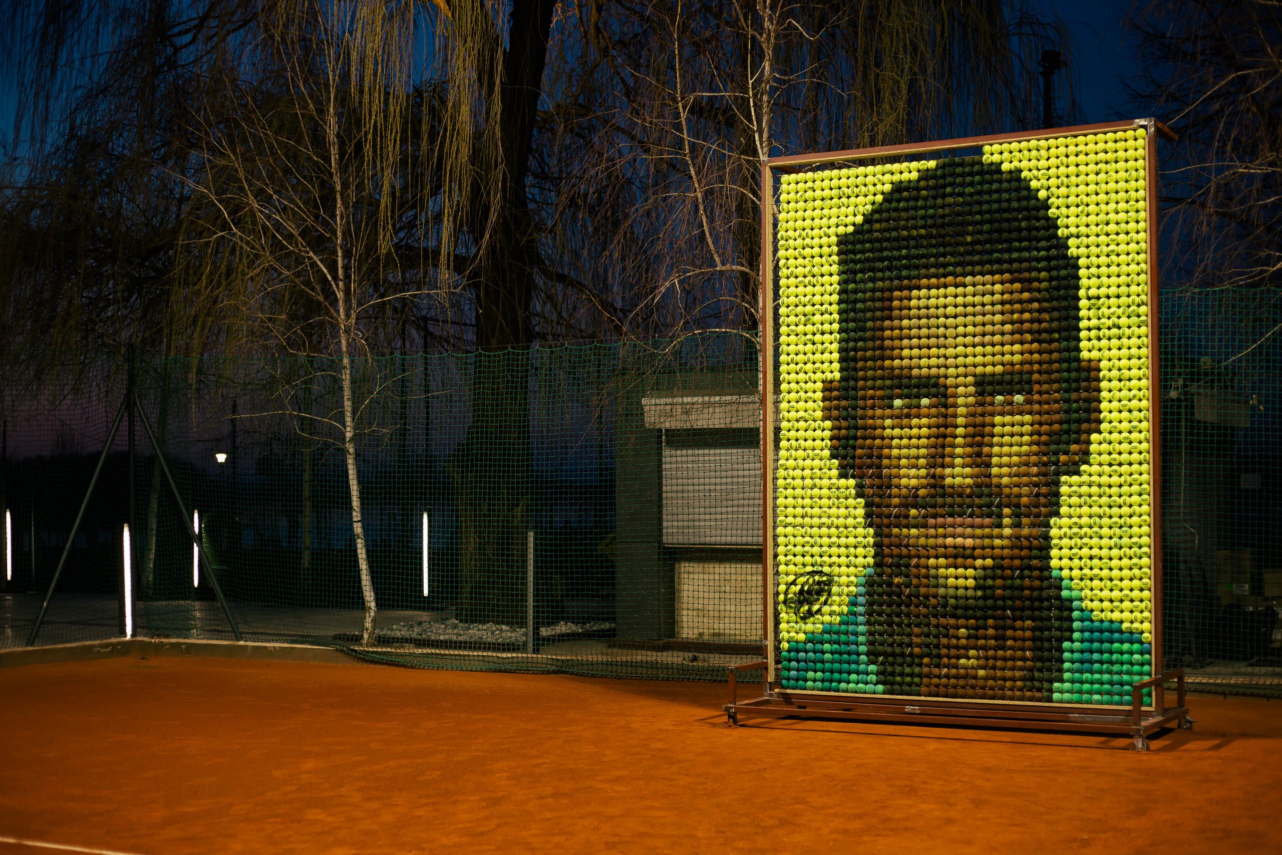 Mozaik od 2.177 teniskih loptica u čast Novaka Đokovića 1