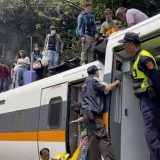 U železničkoj nesreći na Tajvanu najmanje 36 mrtvih 4