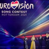 Poznati prvi finalisti Evrovizije, bez poštovanja mera u publici (VIDEO, FOTO) 9