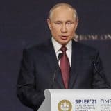 Putin: Ruske vakcine su najbezbednije, nije bilo smrtnih slučajeva posle njihove primene 1